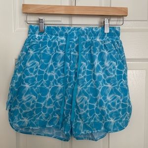 Buffbunny Flo Short - Reflection Print Aqua size M